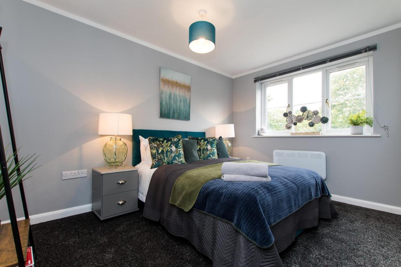 Newly Renovated Modern House With Free Parking Apartment *