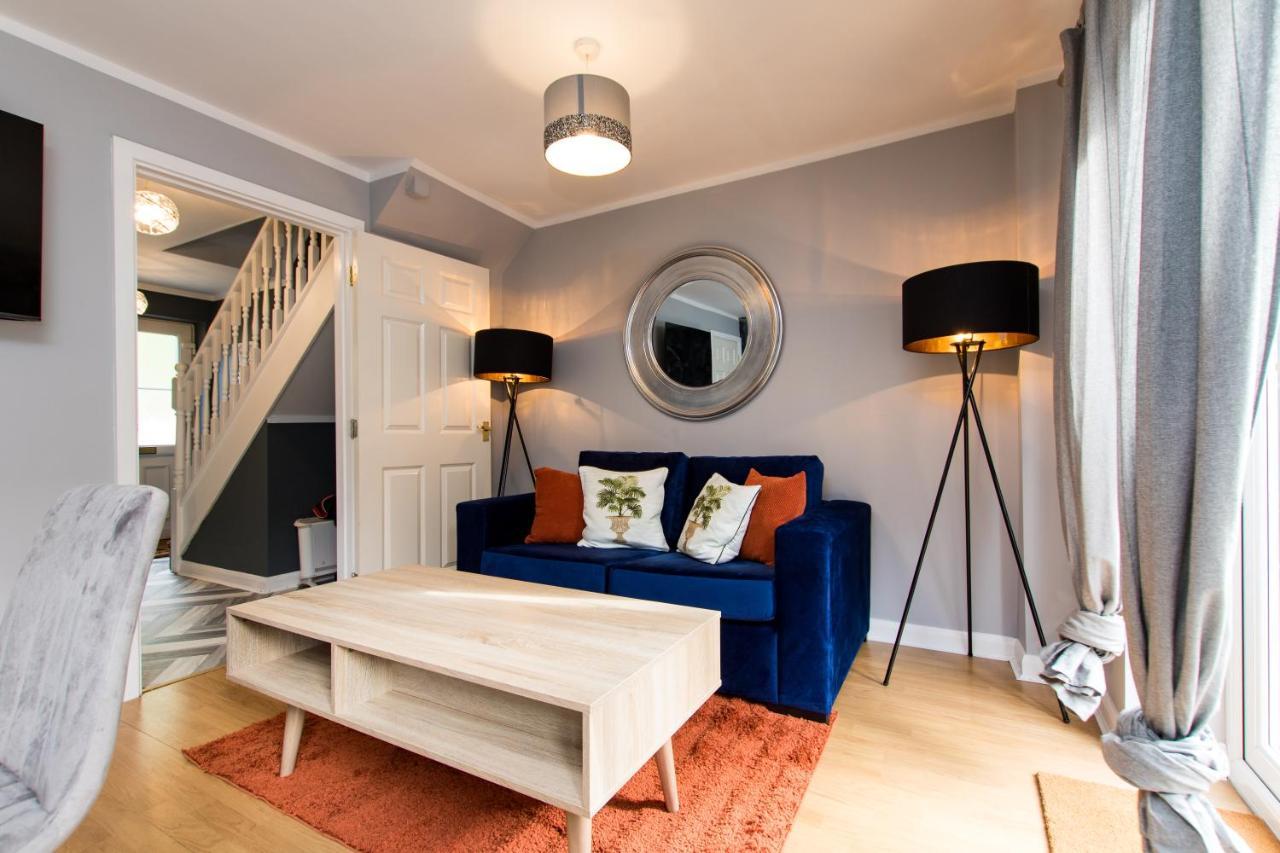 Apartment Newly Renovated Modern House With Free Parking Nottingham